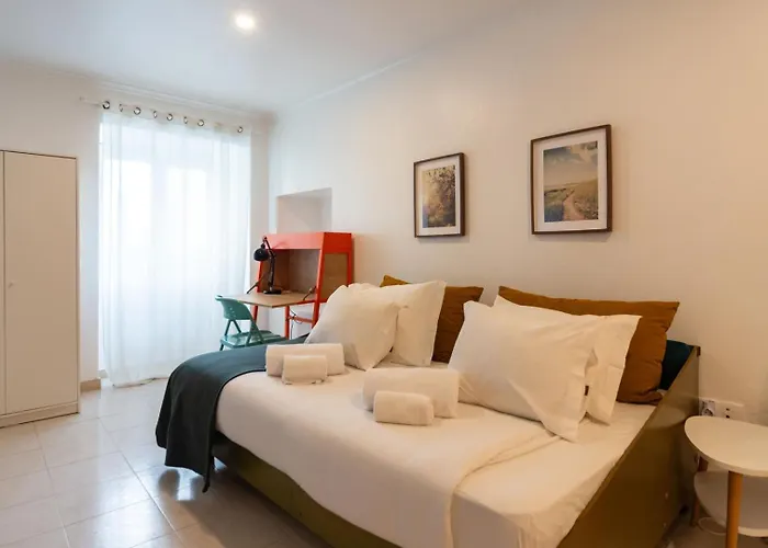 Studio For 2 Just 250M From Largo Intendente