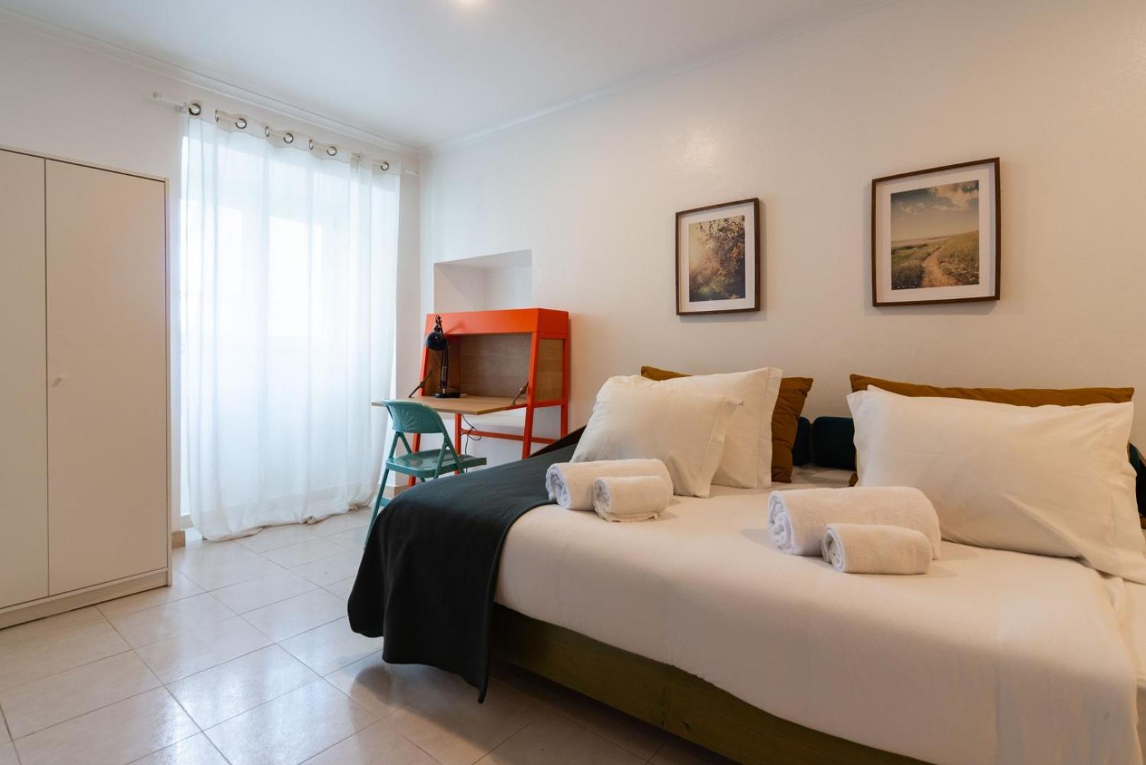 Apartment For 2 Just 250m From Largo Intendente