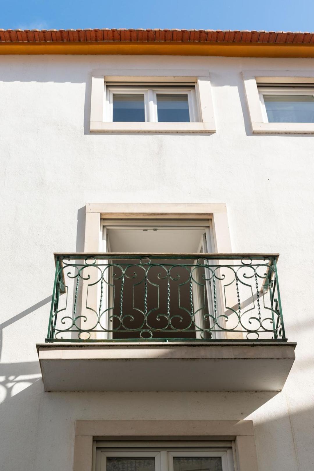 Apartment For 2 Just 250m From Largo Intendente Lissabon